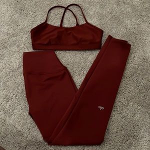 Alo Airbrush Legging + Airlift Top Cranberry